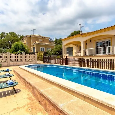 Catalunya Casas Cozy Costa Dorada With Private Pool, 3km To Villa